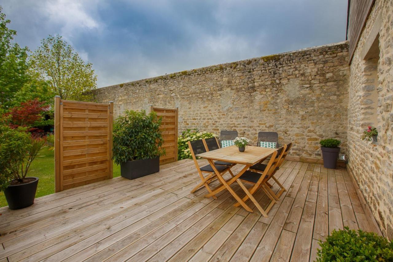 Le Clos Poulain: Charming Gîtes and Family B&B near Bayeux Nonant Exterior photo