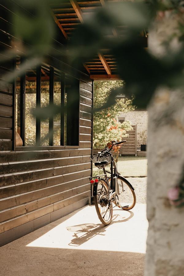 Le Clos Poulain: Charming Gîtes and Family B&B near Bayeux Nonant Exterior photo