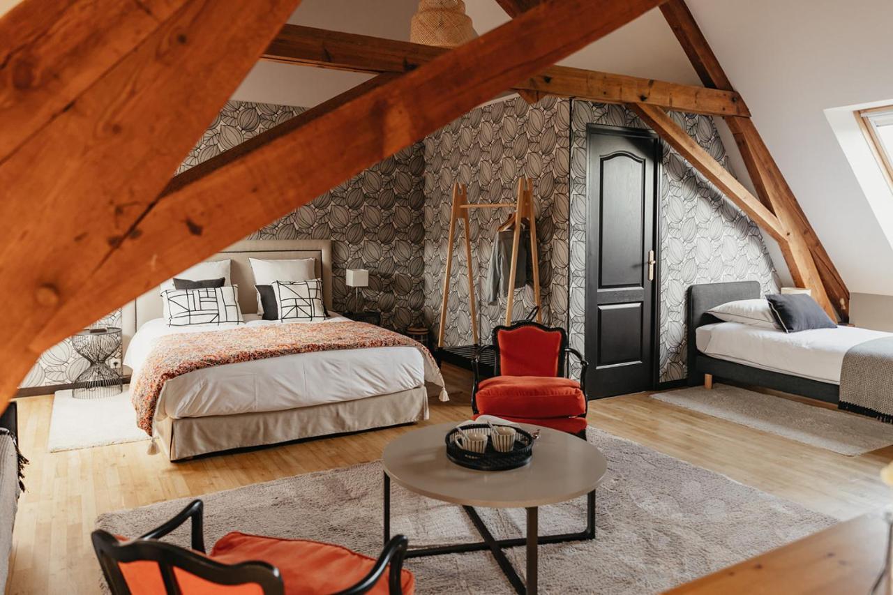Le Clos Poulain: Charming Gîtes and Family B&B near Bayeux Nonant Exterior photo