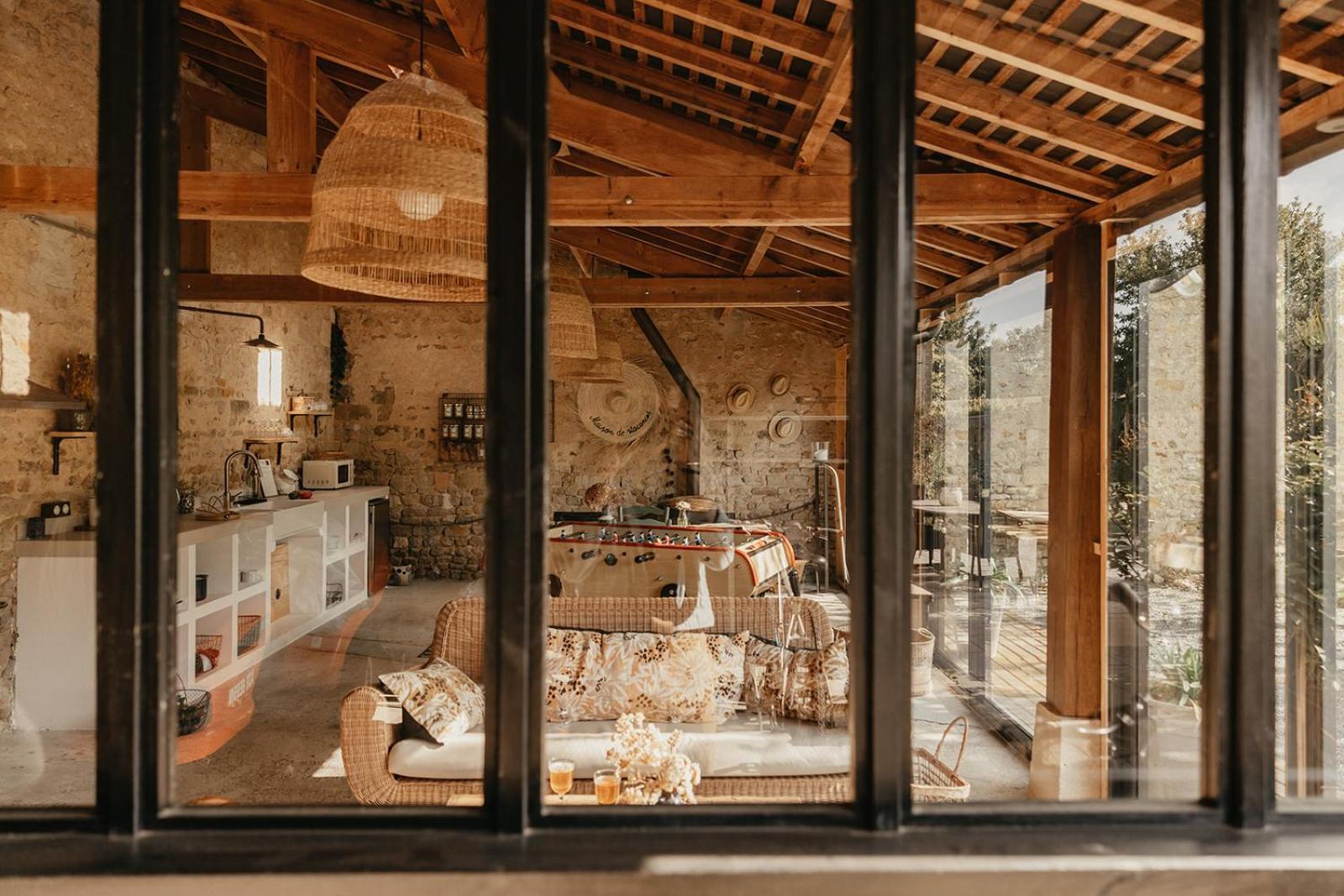 Le Clos Poulain: Charming Gîtes and Family B&B near Bayeux Nonant Exterior photo